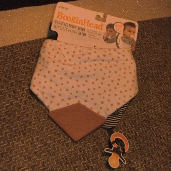 NWT BooginHead Pacigrip Bib & Bandana Teether Bib 2 Piece Set NEW - Picture 1 of 2